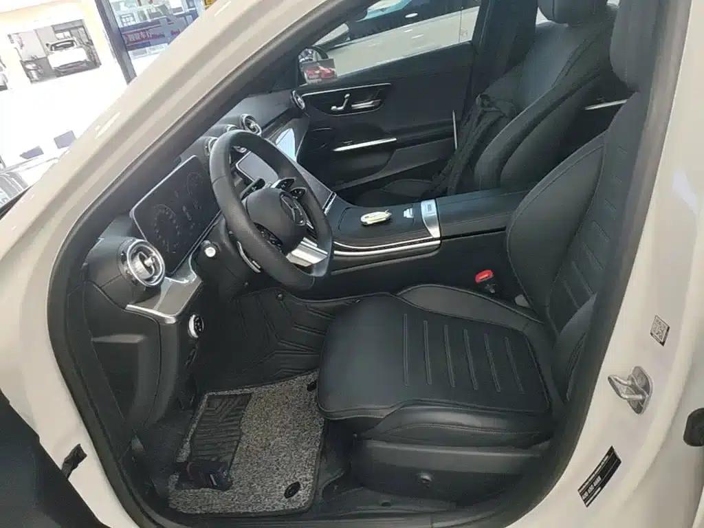 Mercedes-Benz C-Class 2024 Facelift C 260 L Sport Edition — миниатюра 15