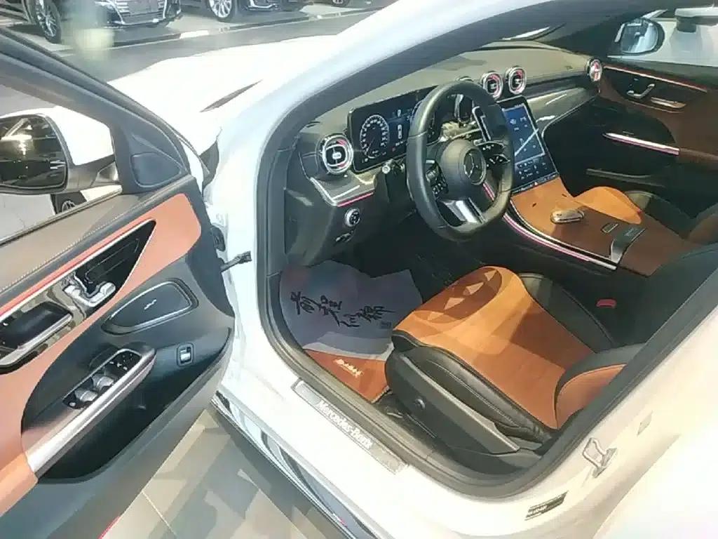 2022 Mercedes-Benz C-Class C 260 L Sport Edition — миниатюра 16