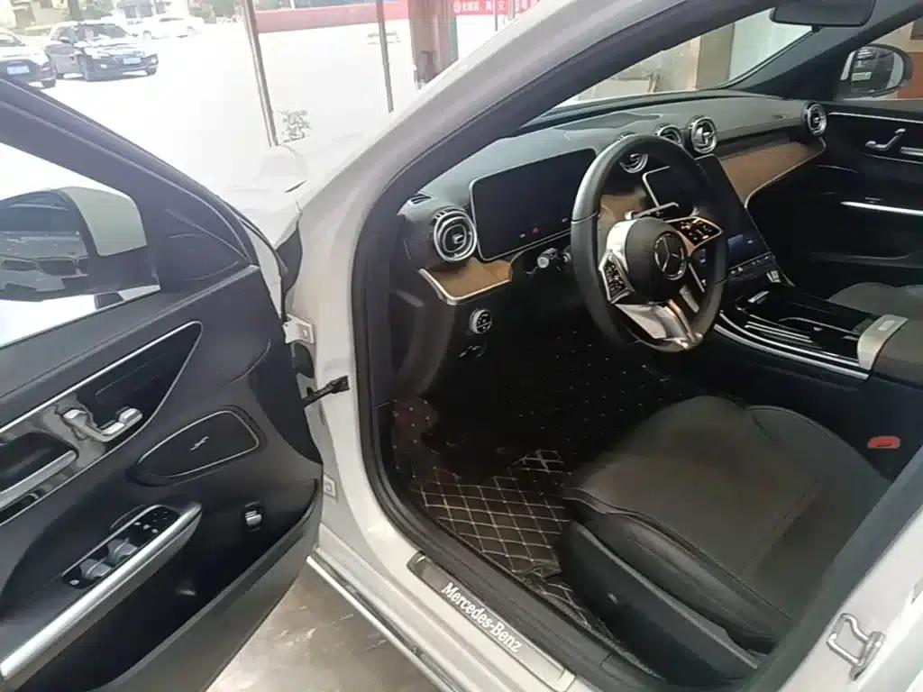 2023 Mercedes-Benz C-Class C 260 L — миниатюра 16