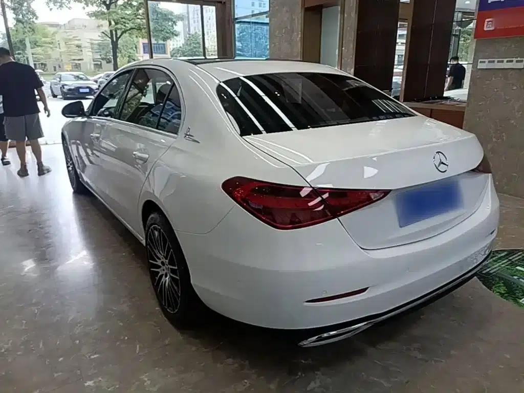 2023 Mercedes-Benz C-Class C 260 L — миниатюра 5
