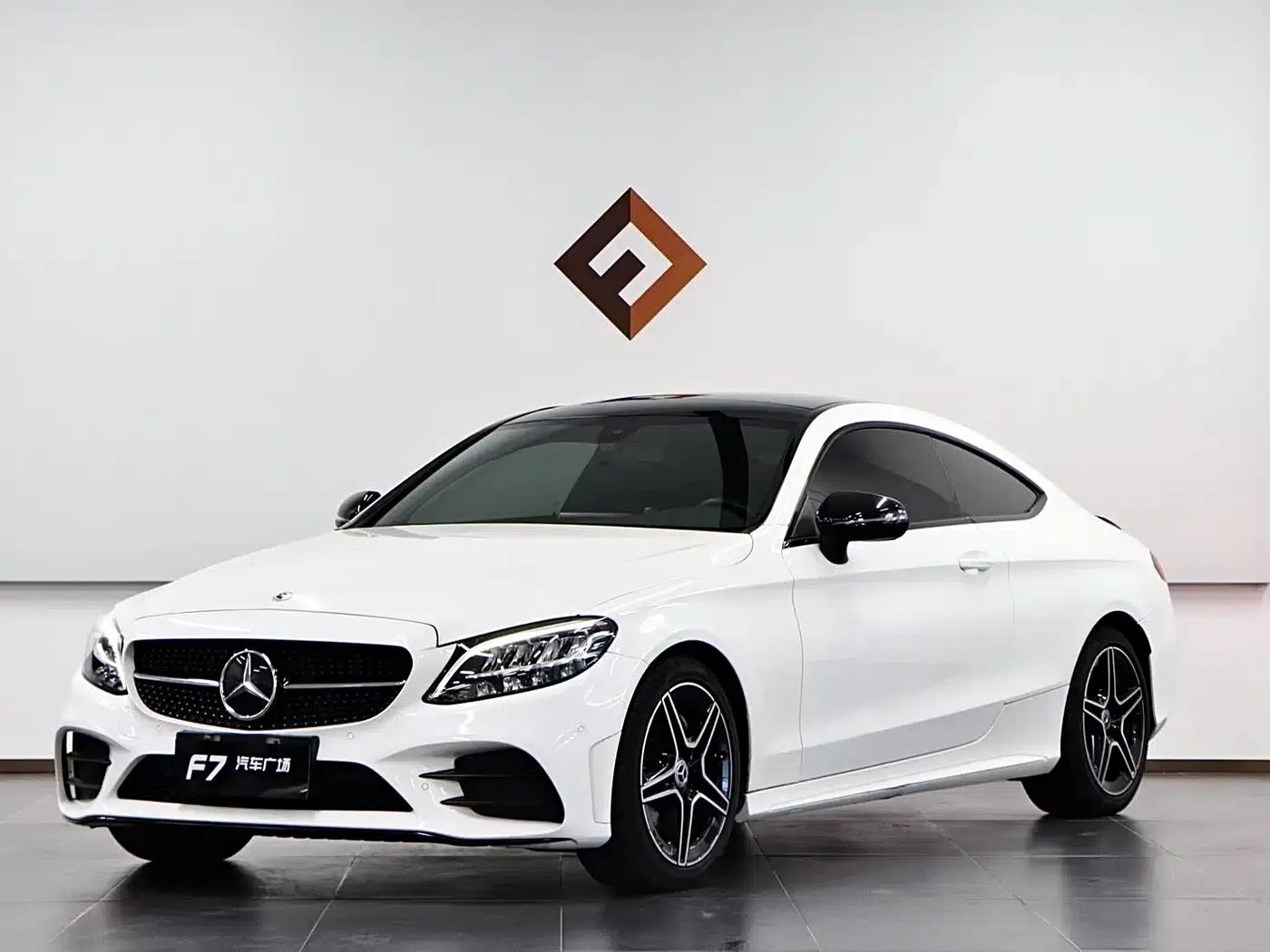 Imported Mercedes-Benz C-Class 2022 Facelift C 260 Coupe — миниатюра 1