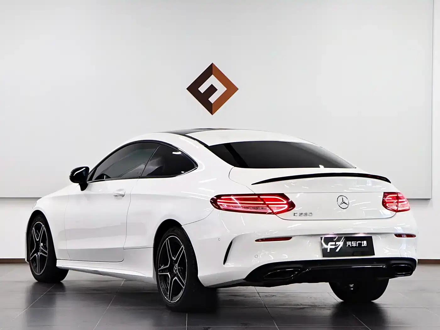 Imported Mercedes-Benz C-Class 2022 Facelift C 260 Coupe — миниатюра 4