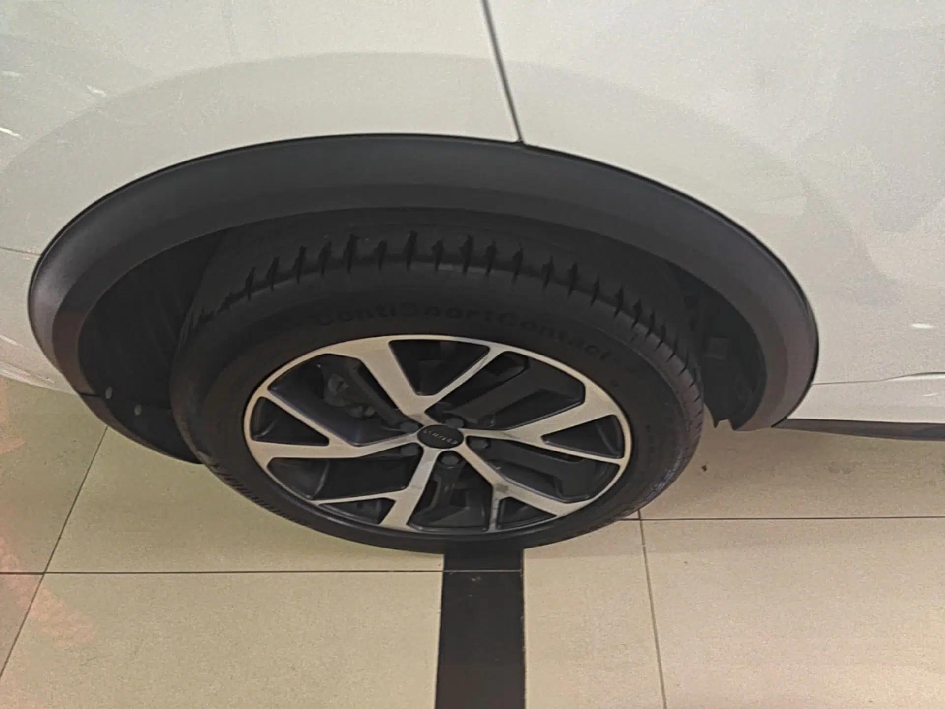 Lynk & Co 01 EM-P 2019 1.5T PHEV JingPro National VI — миниатюра 16
