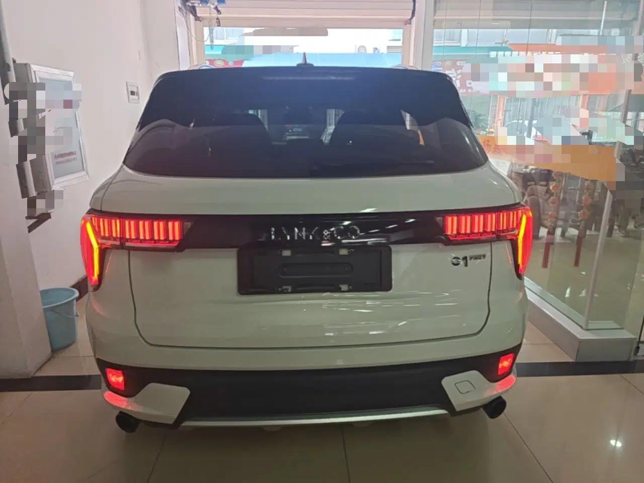 Lynk & Co 01 EM-P 2019 1.5T PHEV JingPro National VI — миниатюра 5