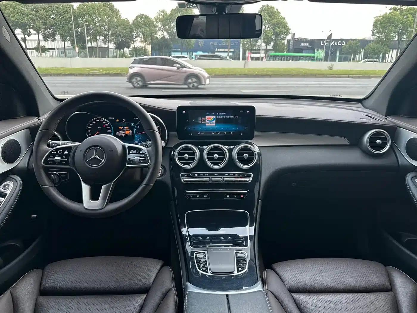 2021 Mercedes-Benz GLC 260 L 4MATIC Luxury — миниатюра 13
