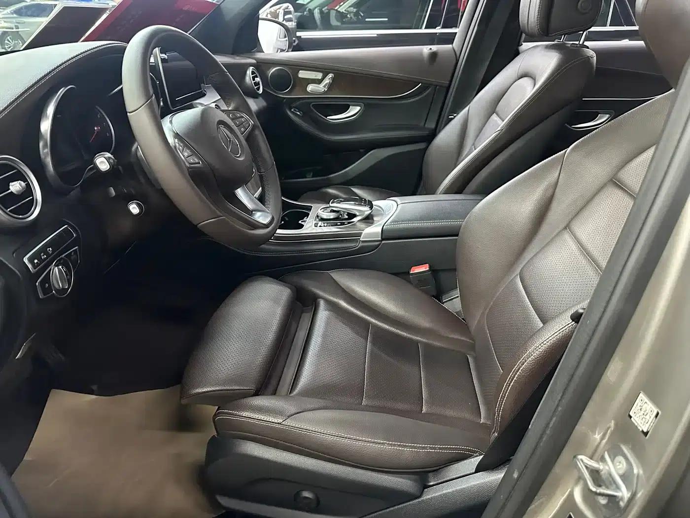 2019 Mercedes-Benz GLC 300 L 4MATIC Dynamic — миниатюра 13