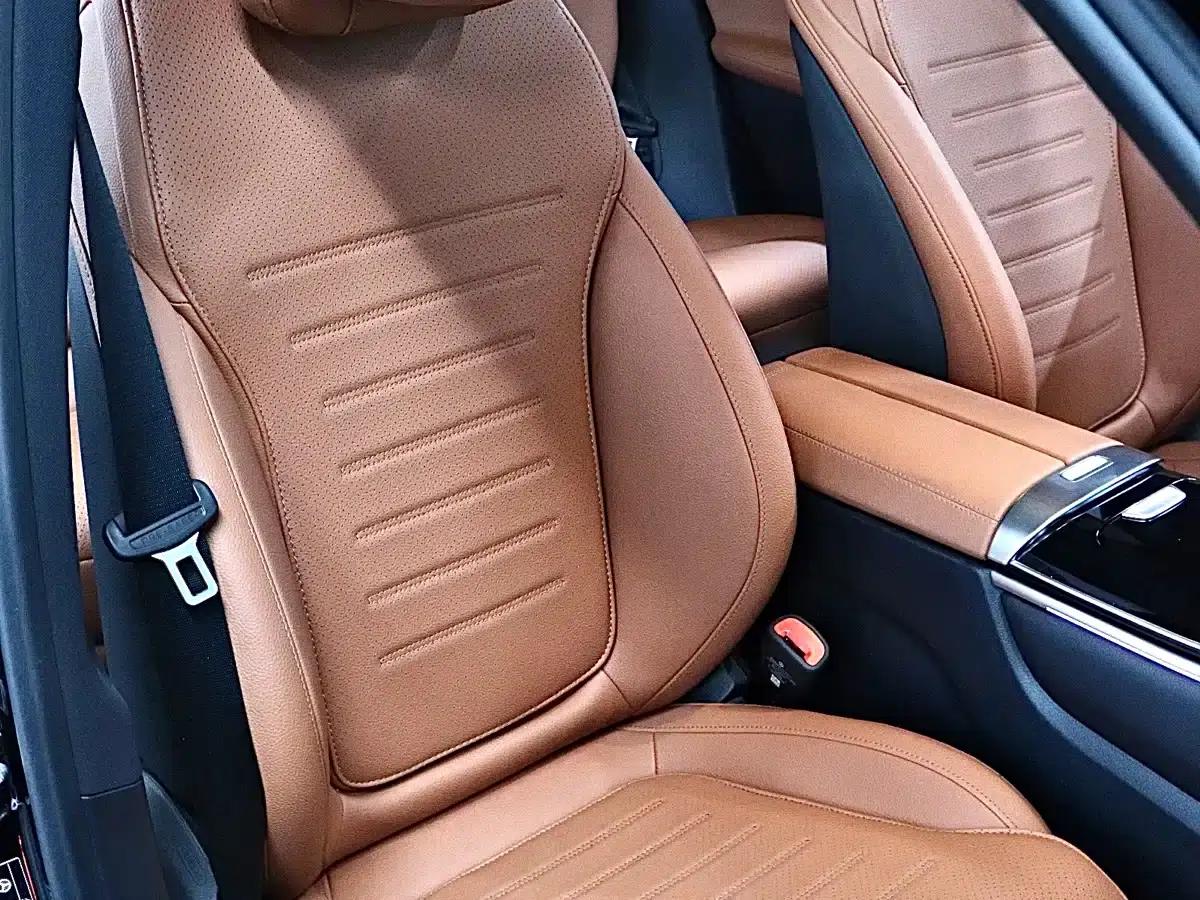 2024 Mercedes-Benz GLC 300 L 4MATIC Dynamic 5-seater — миниатюра 16