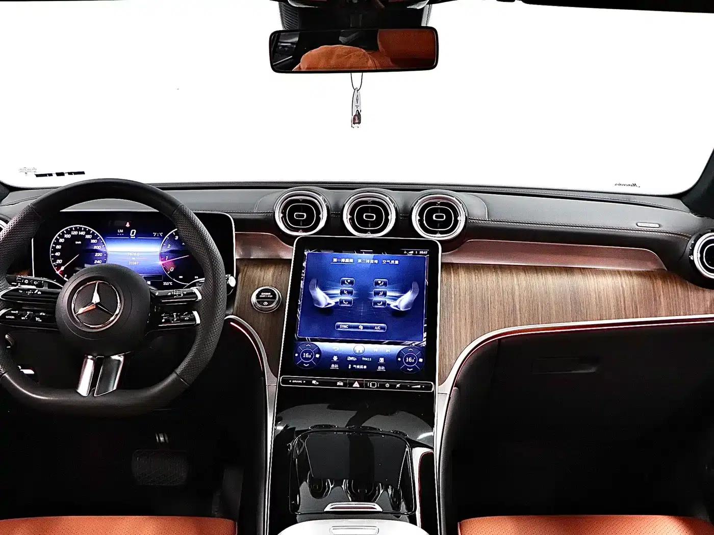 2024 Mercedes-Benz GLC 300 L 4MATIC Dynamic 5-seater — миниатюра 19