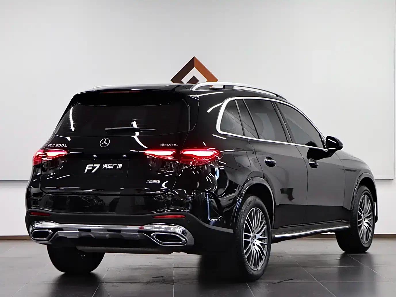 2024 Mercedes-Benz GLC 300 L 4MATIC Dynamic 5-seater — миниатюра 6