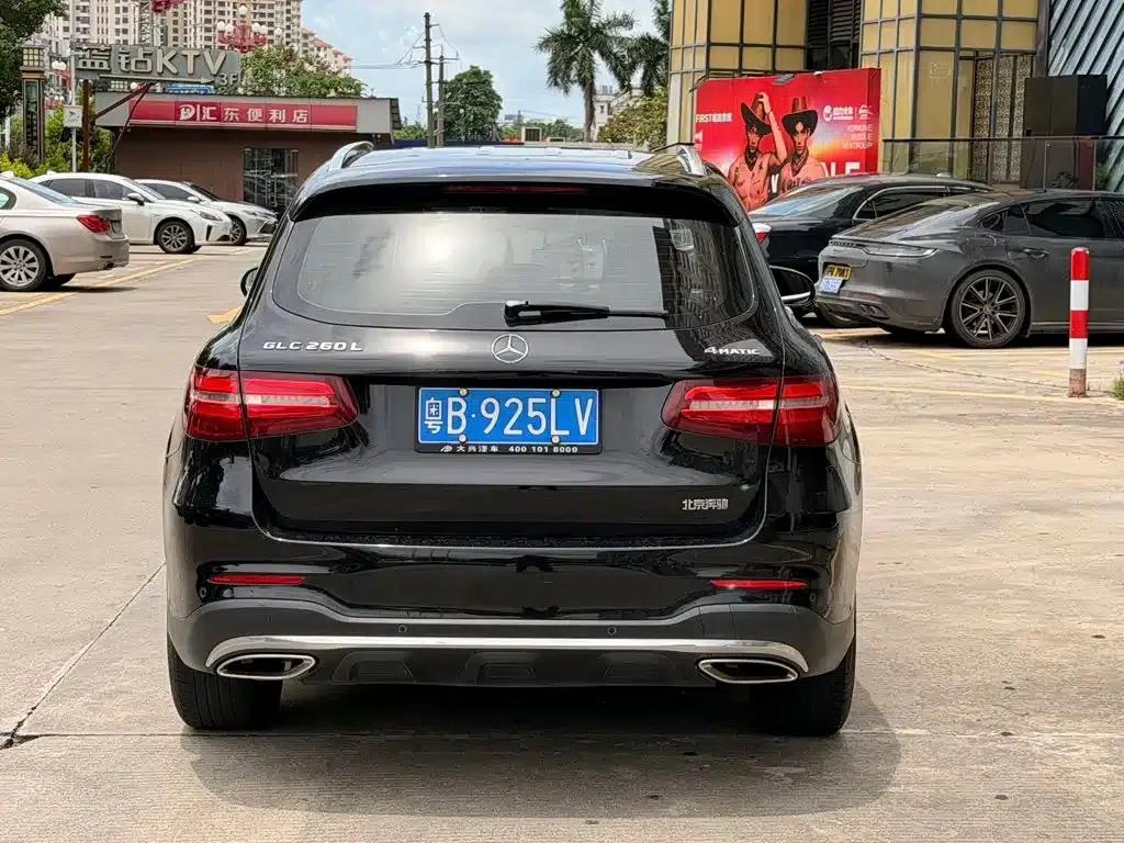 2019 Mercedes-Benz GLC 260 L 4MATIC Dynamic — миниатюра 3