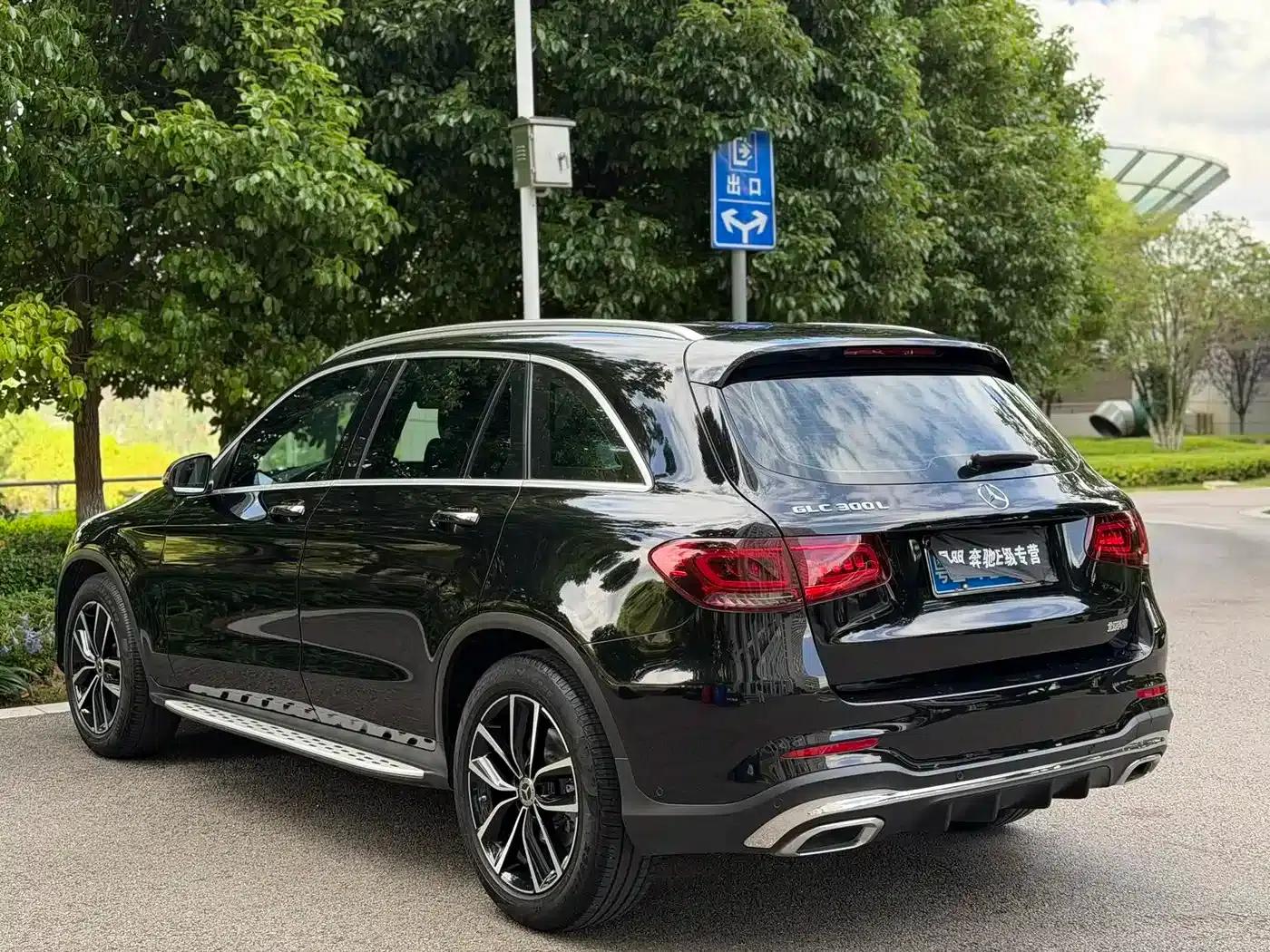 2021 Mercedes-Benz GLC 300 L 4MATIC Luxury — миниатюра 9