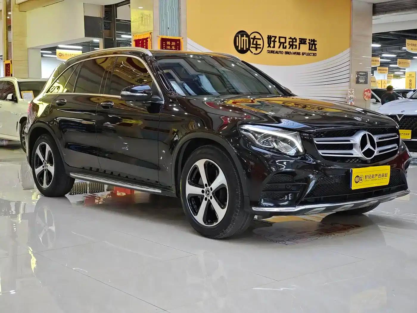 Mercedes-Benz GLC 2019 GLC 260 4MATIC Luxury — миниатюра 3