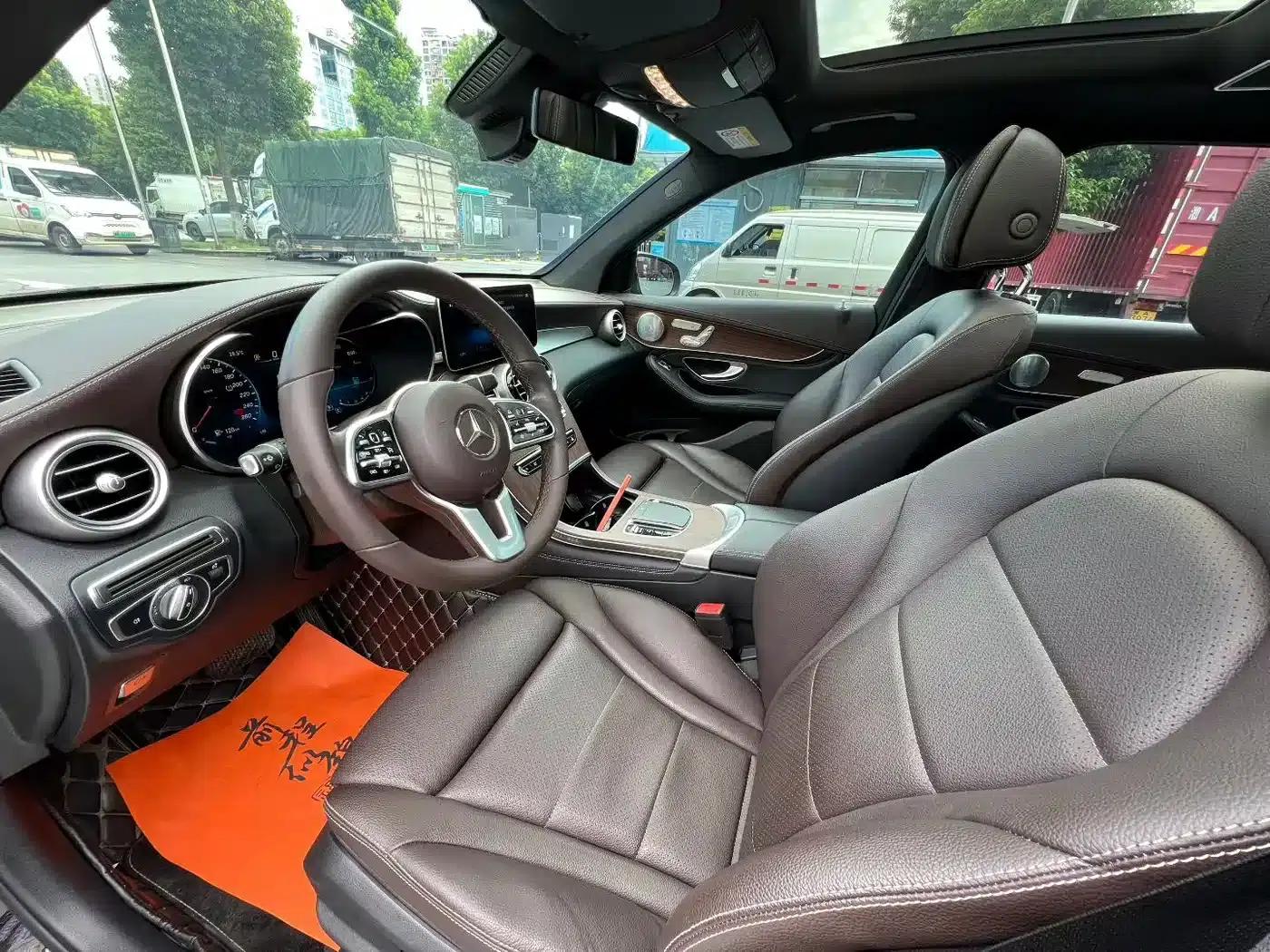 2020 Mercedes-Benz GLC 300 L 4MATIC Luxury — миниатюра 4