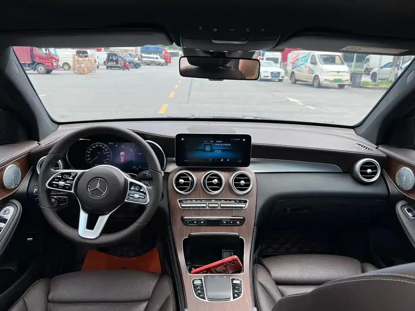 2020 Mercedes-Benz GLC 300 L 4MATIC Luxury — миниатюра 6