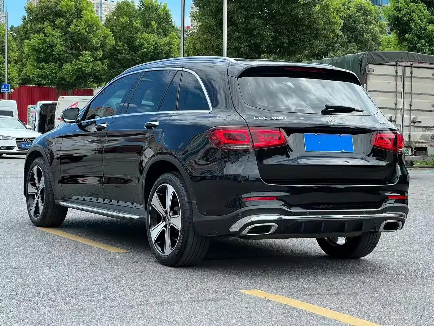 2020 Mercedes-Benz GLC 300 L 4MATIC Luxury — миниатюра 7