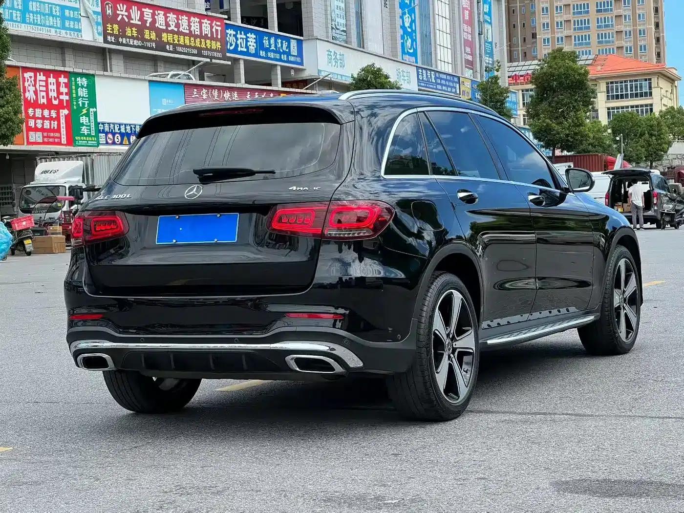 2020 Mercedes-Benz GLC 300 L 4MATIC Luxury — миниатюра 9