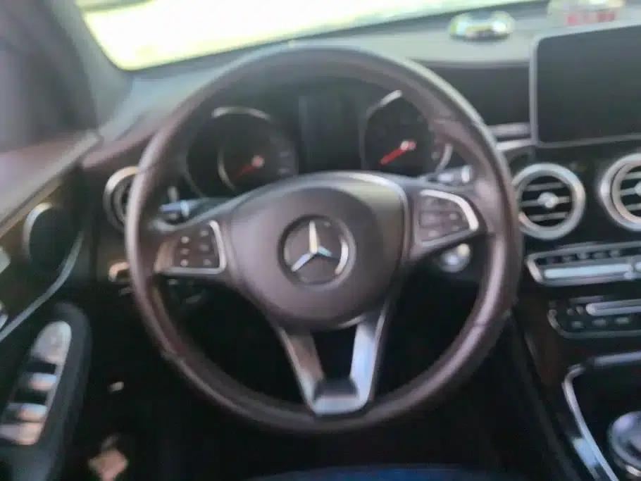 2017 Mercedes-Benz GLC 260 4MATIC Dynamic — миниатюра 15