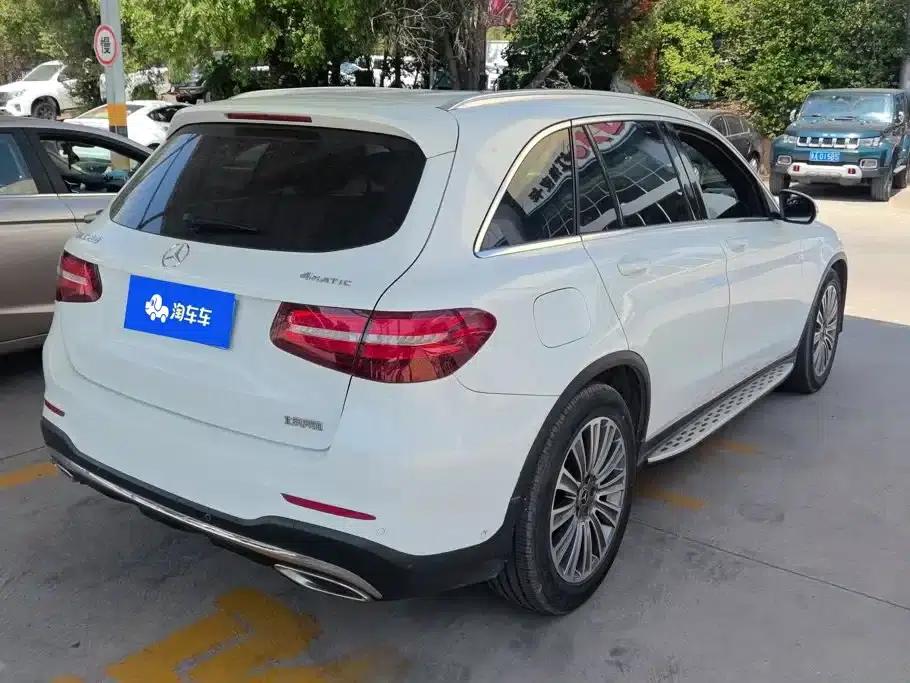 2017 Mercedes-Benz GLC 260 4MATIC Dynamic — миниатюра 3