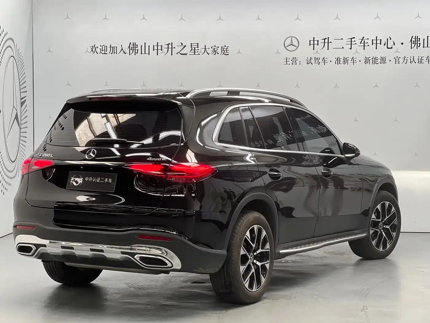2023 Mercedes-Benz GLC 260 L 4MATIC Dynamic 5-seater — миниатюра 2