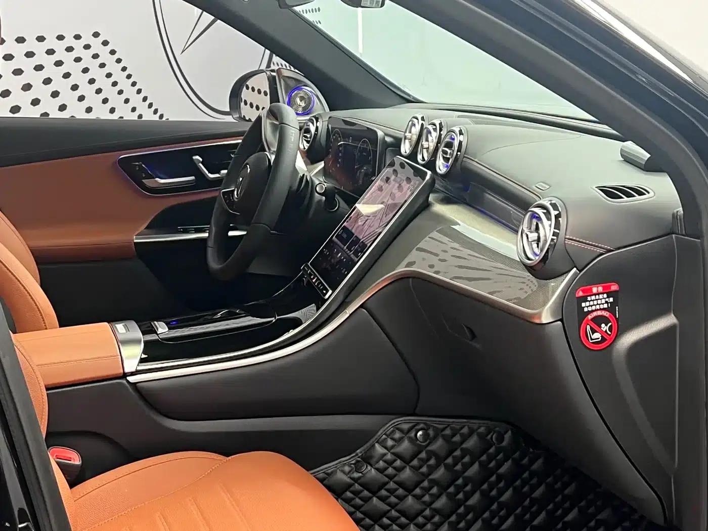 2023 Mercedes-Benz GLC 260 L 4MATIC Dynamic 5-seater — миниатюра 9