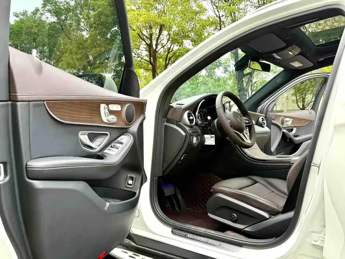 2021 Mercedes-Benz GLC 260 L 4MATIC Luxury — миниатюра 3