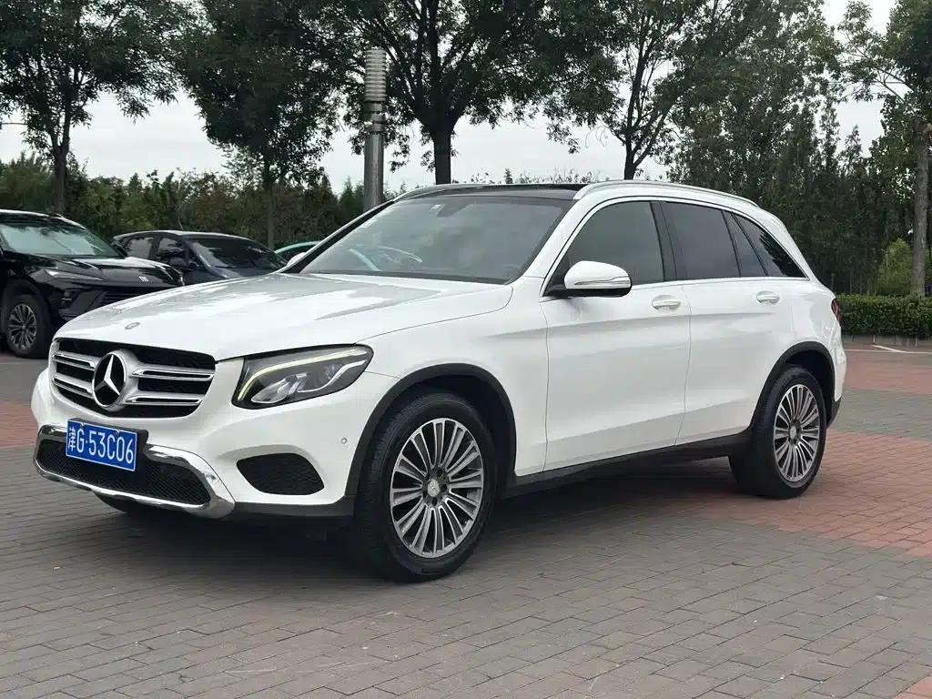 2016 Mercedes-Benz GLC 200 4MATIC — миниатюра 1