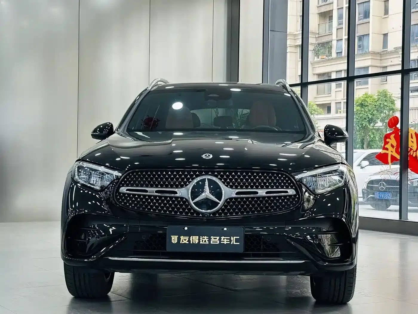2023 Mercedes-Benz GLC 260 L 4MATIC Luxury 5-seater — миниатюра 2