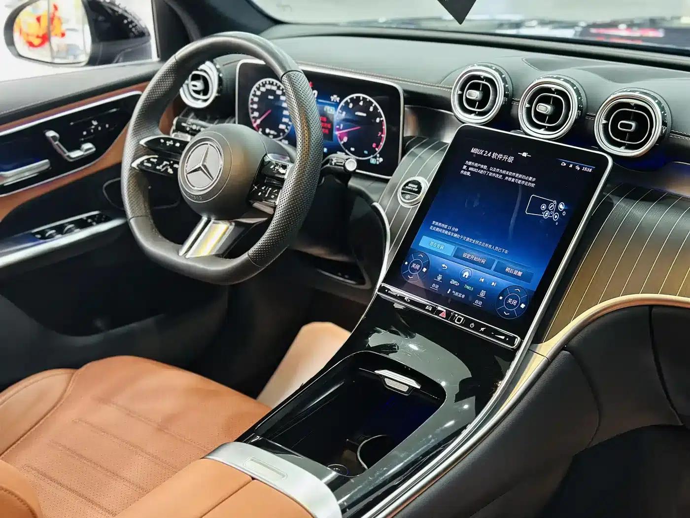 2023 Mercedes-Benz GLC 260 L 4MATIC Luxury 5-seater — миниатюра 15
