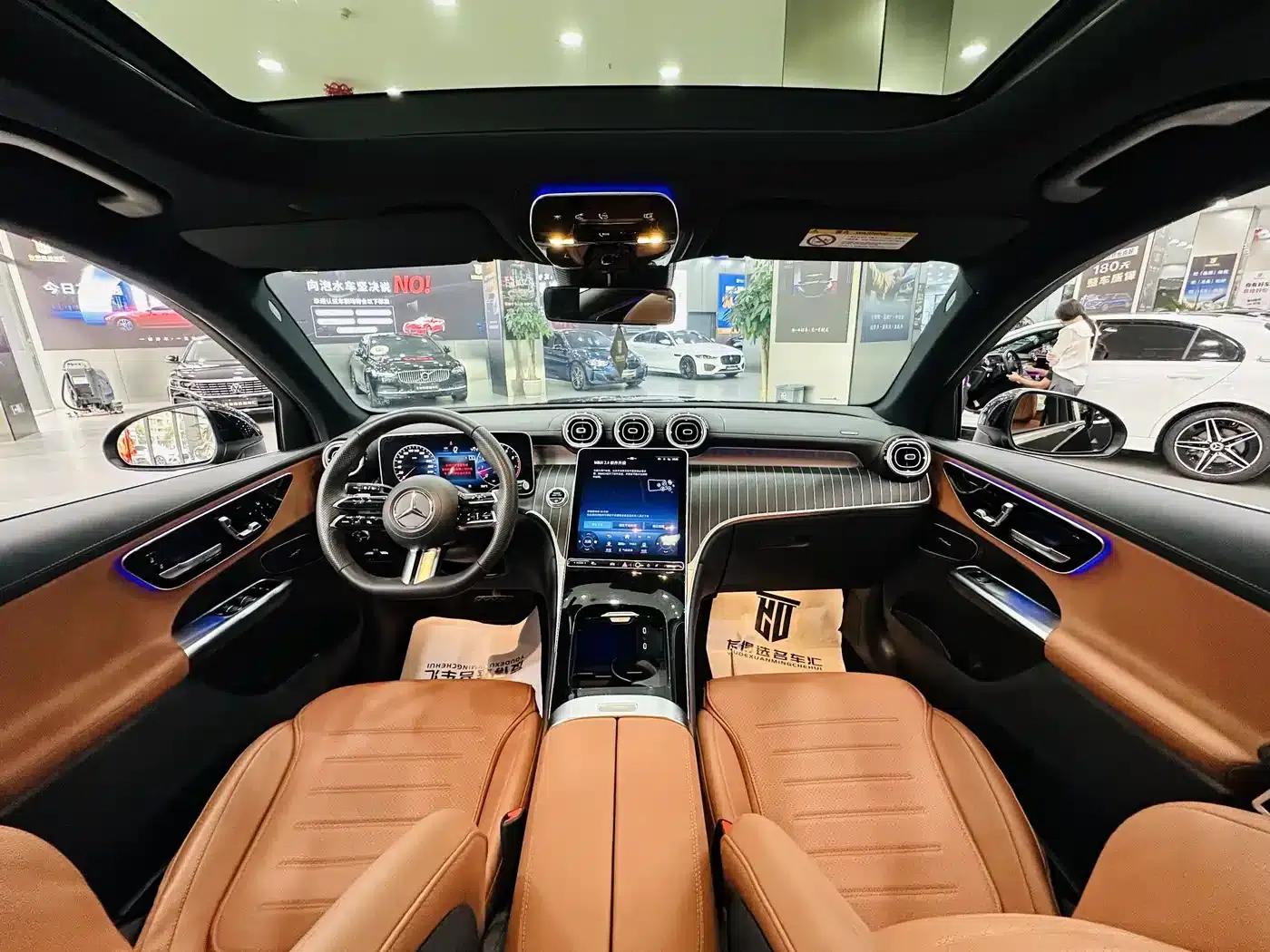 2023 Mercedes-Benz GLC 260 L 4MATIC Luxury 5-seater — миниатюра 6