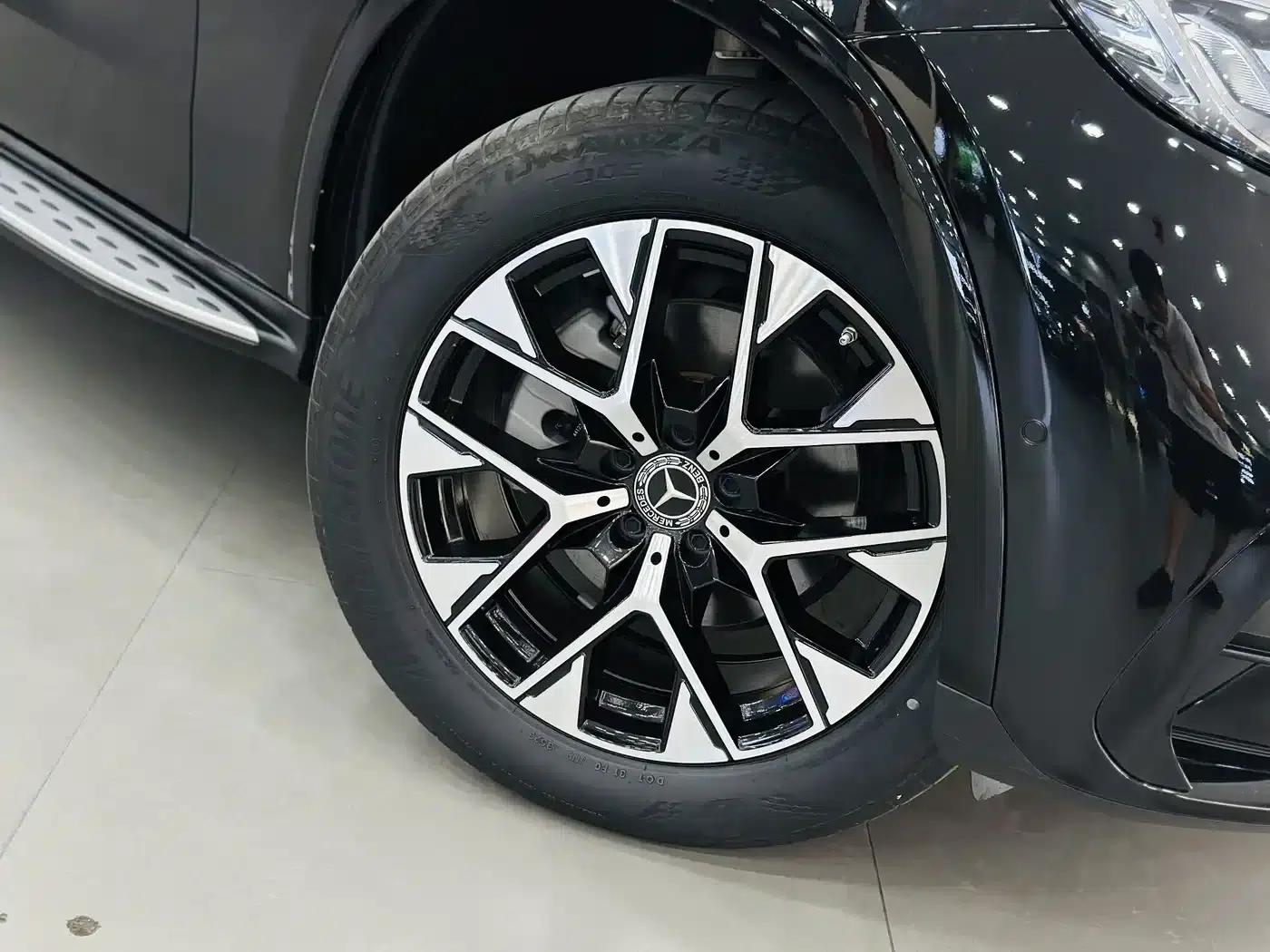2023 Mercedes-Benz GLC 260 L 4MATIC Luxury 5-seater — миниатюра 10