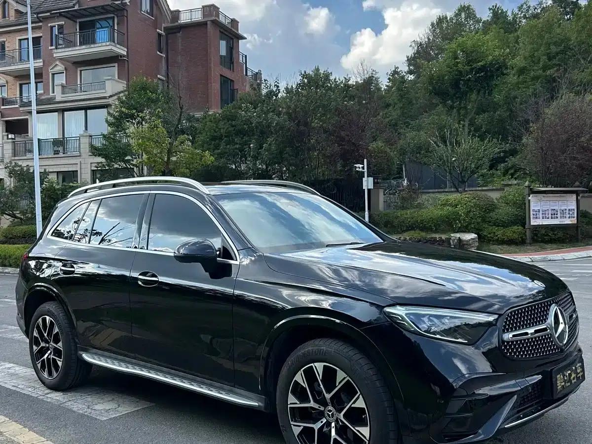 2023 Mercedes-Benz GLC 260 L 4MATIC Dynamic 5-seater — миниатюра 3