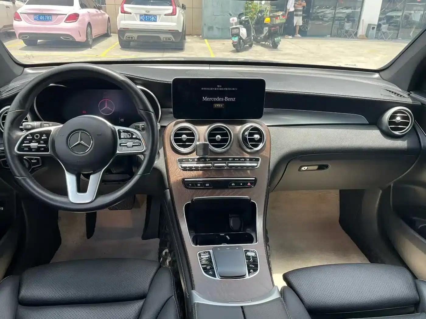 2020 Mercedes-Benz GLC 260 L 4MATIC Luxury — миниатюра 5