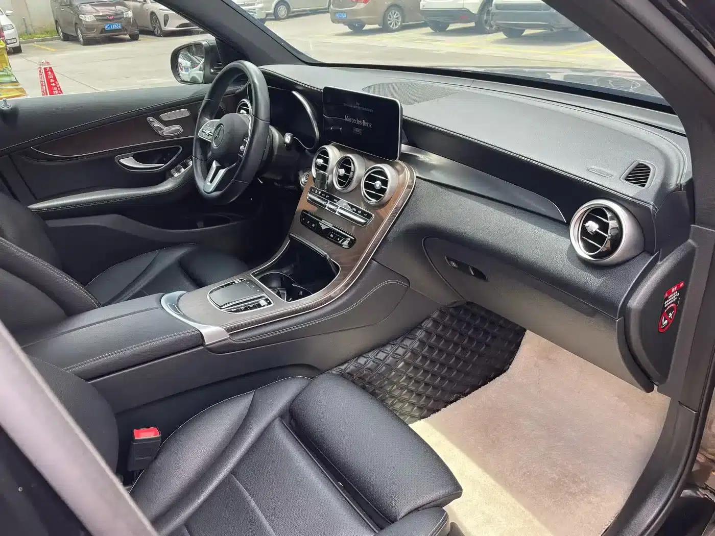 2020 Mercedes-Benz GLC 260 L 4MATIC Luxury — миниатюра 6