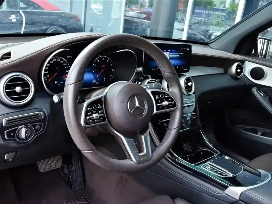 2020 Mercedes-Benz GLC 260 L 4MATIC Dynamic — миниатюра 8
