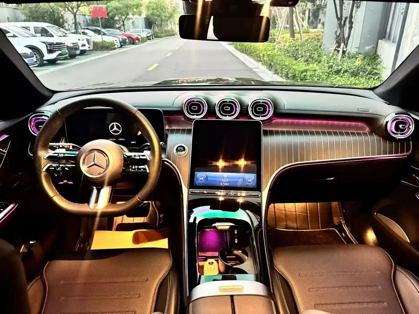 2025 Mercedes-Benz GLC 300 L 4MATIC Dynamic 5-seater — миниатюра 7
