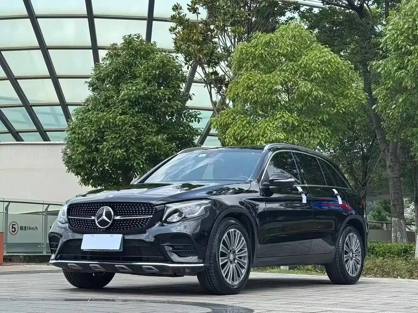 2017 Mercedes-Benz GLC 260 4MATIC Dynamic — миниатюра 1