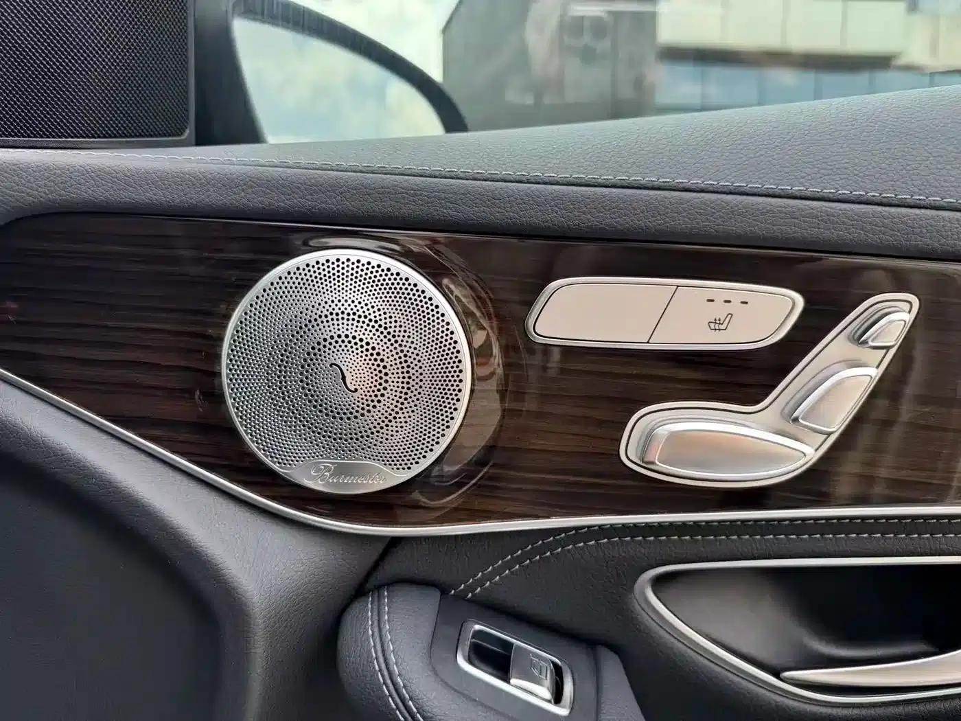 2017 Mercedes-Benz GLC 260 4MATIC Dynamic — миниатюра 22