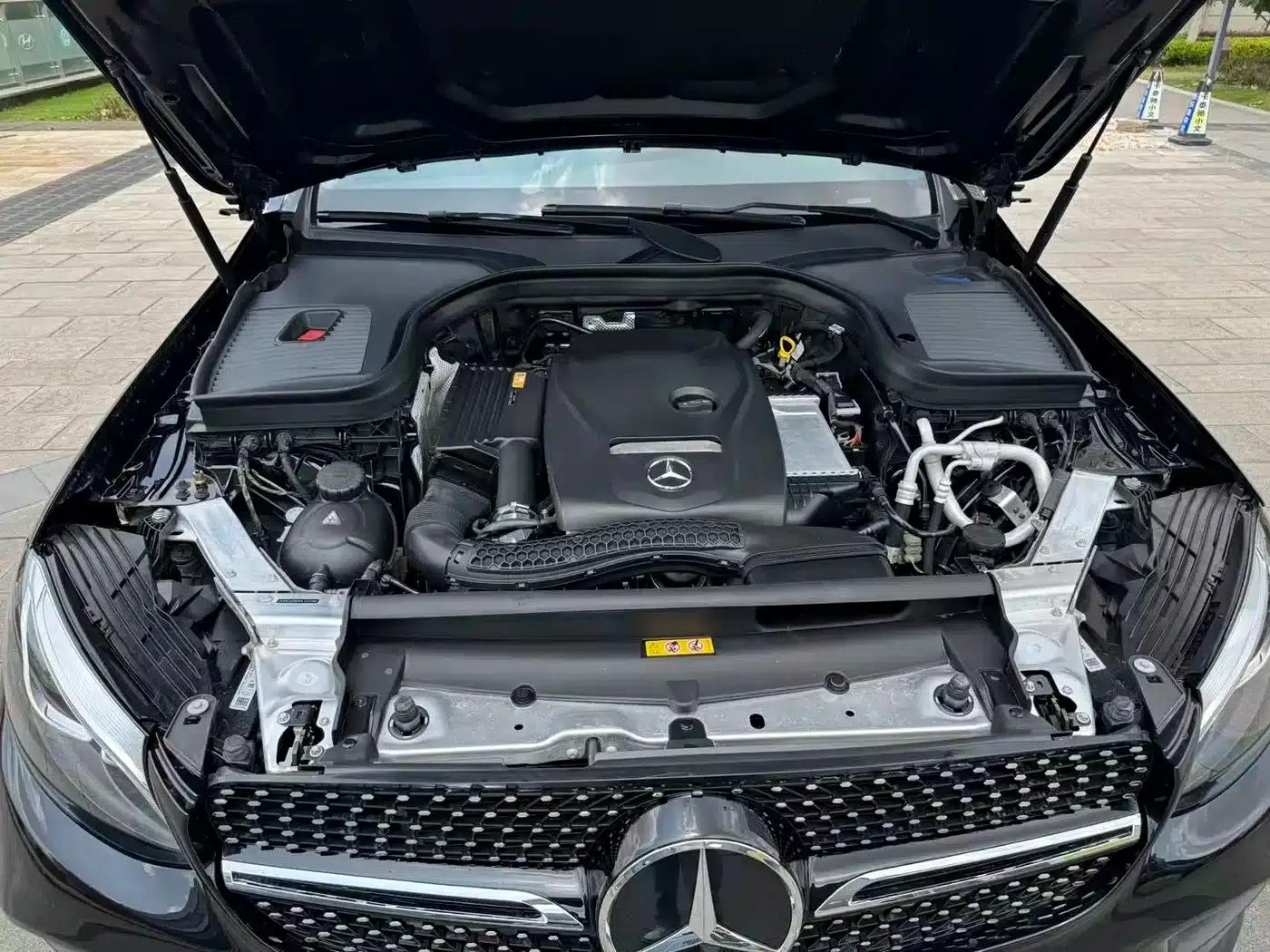 2017 Mercedes-Benz GLC 260 4MATIC Dynamic — миниатюра 31