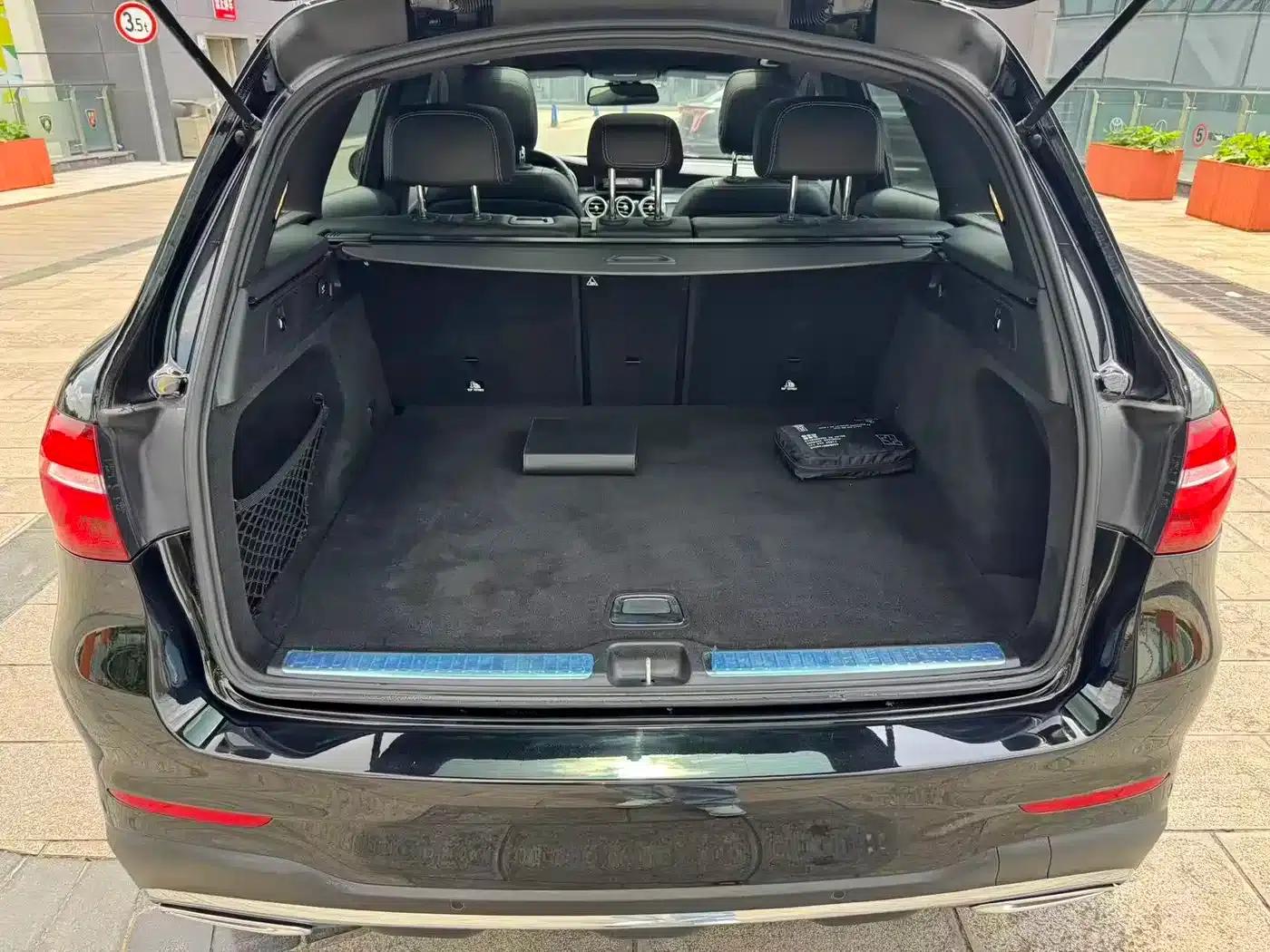 2017 Mercedes-Benz GLC 260 4MATIC Dynamic — миниатюра 34