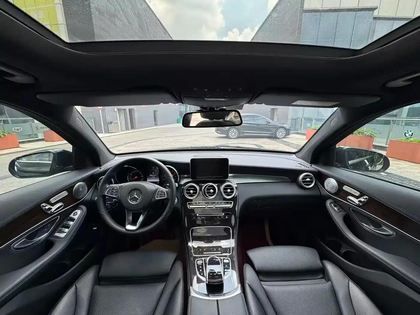 2017 Mercedes-Benz GLC 260 4MATIC Dynamic — миниатюра 5
