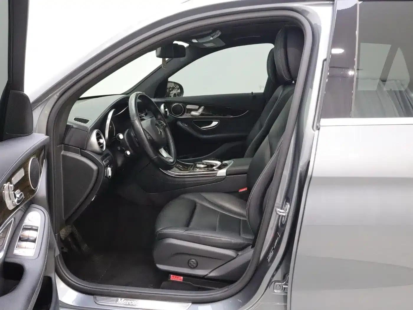 2019 Mercedes-Benz GLC 260 4MATIC Dynamic — миниатюра 11