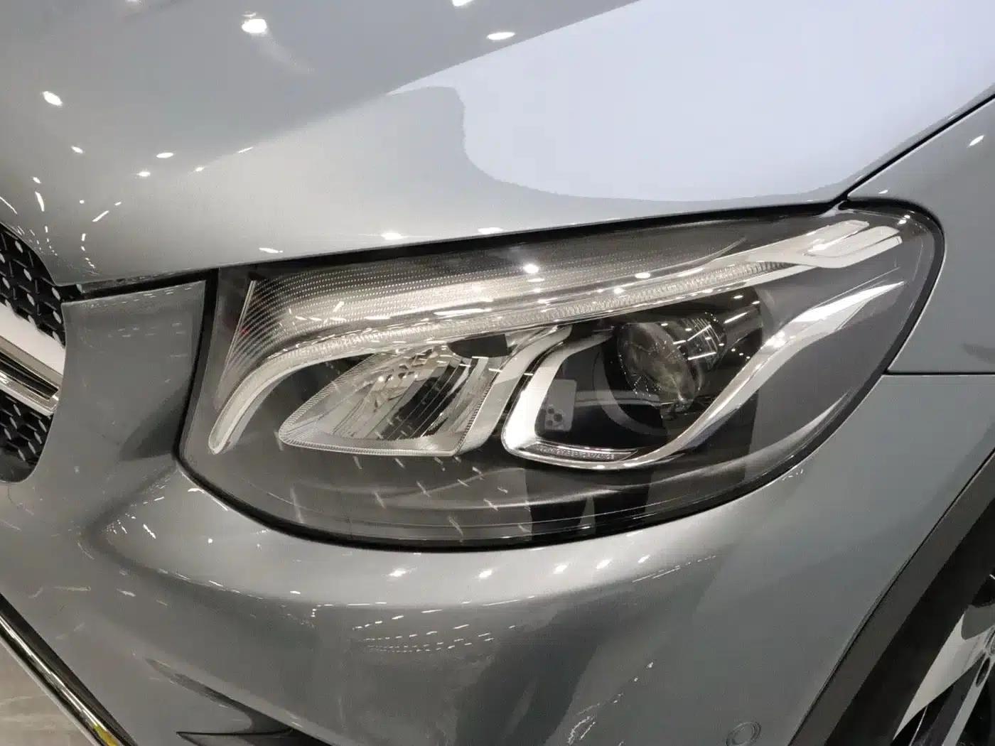 2019 Mercedes-Benz GLC 260 4MATIC Dynamic — миниатюра 17