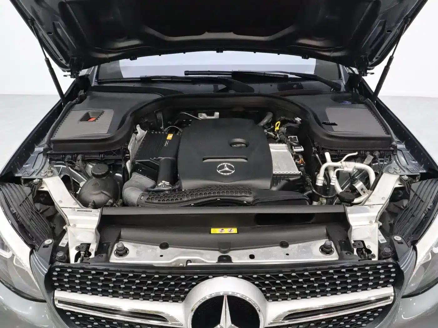 2019 Mercedes-Benz GLC 260 4MATIC Dynamic — миниатюра 20