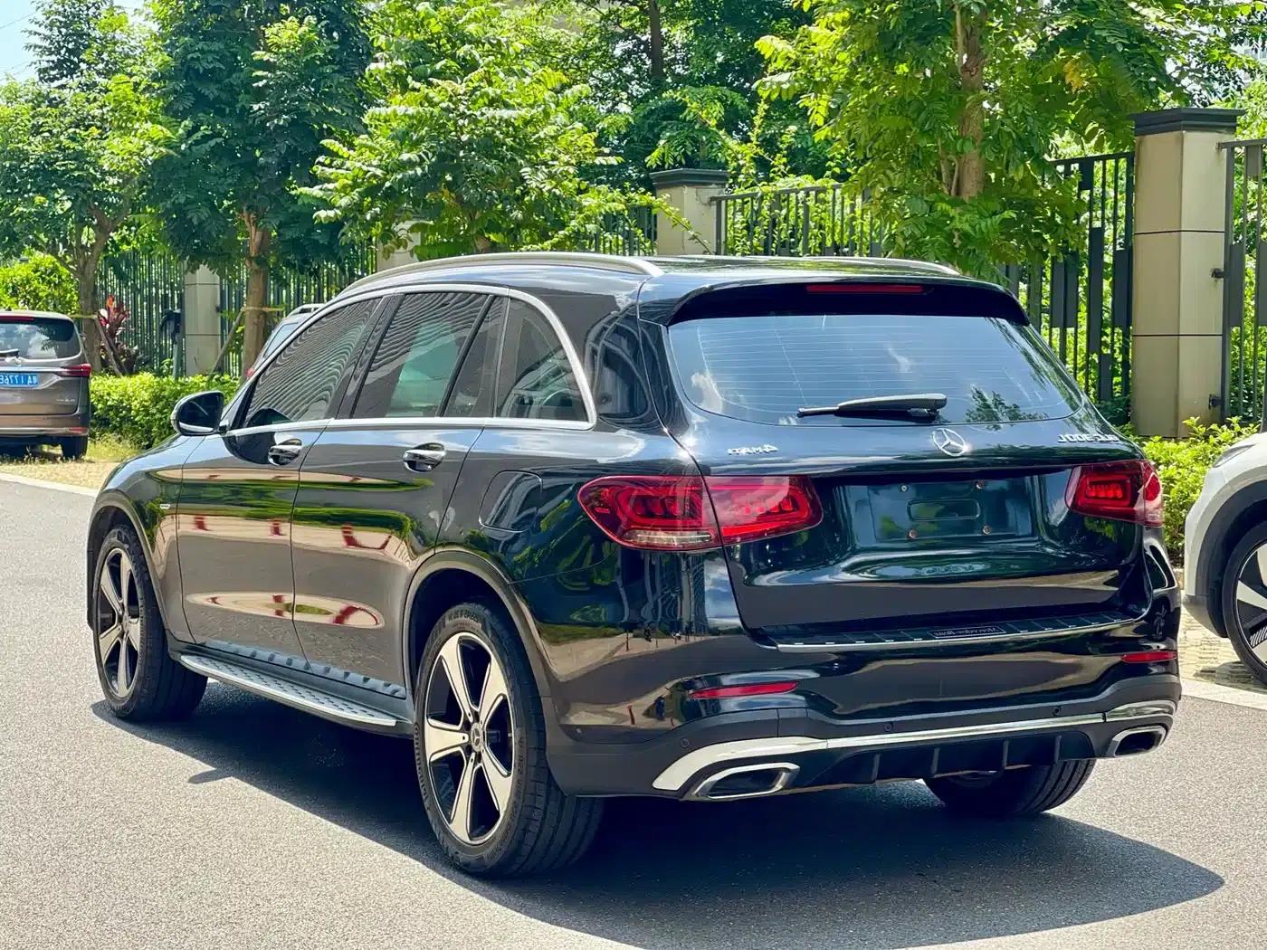 2022 Mercedes-Benz GLC 300 L 4MATIC Dynamic Edition — миниатюра 9