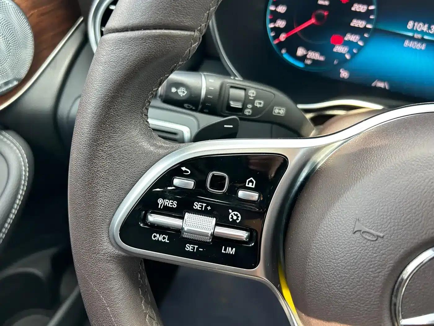 2021 Mercedes-Benz GLC 300 L 4MATIC Dynamic — миниатюра 19