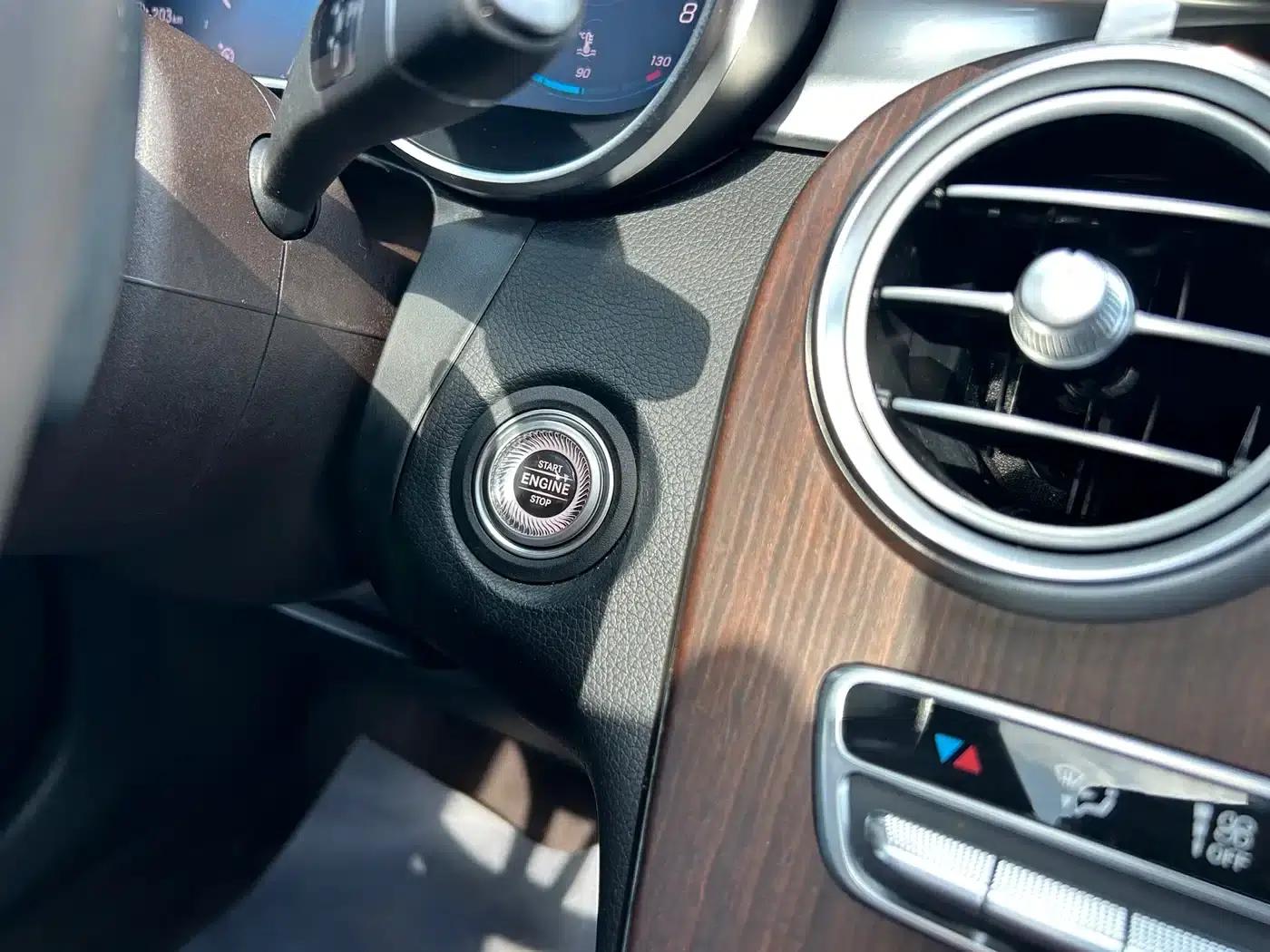 2021 Mercedes-Benz GLC 300 L 4MATIC Dynamic — миниатюра 21