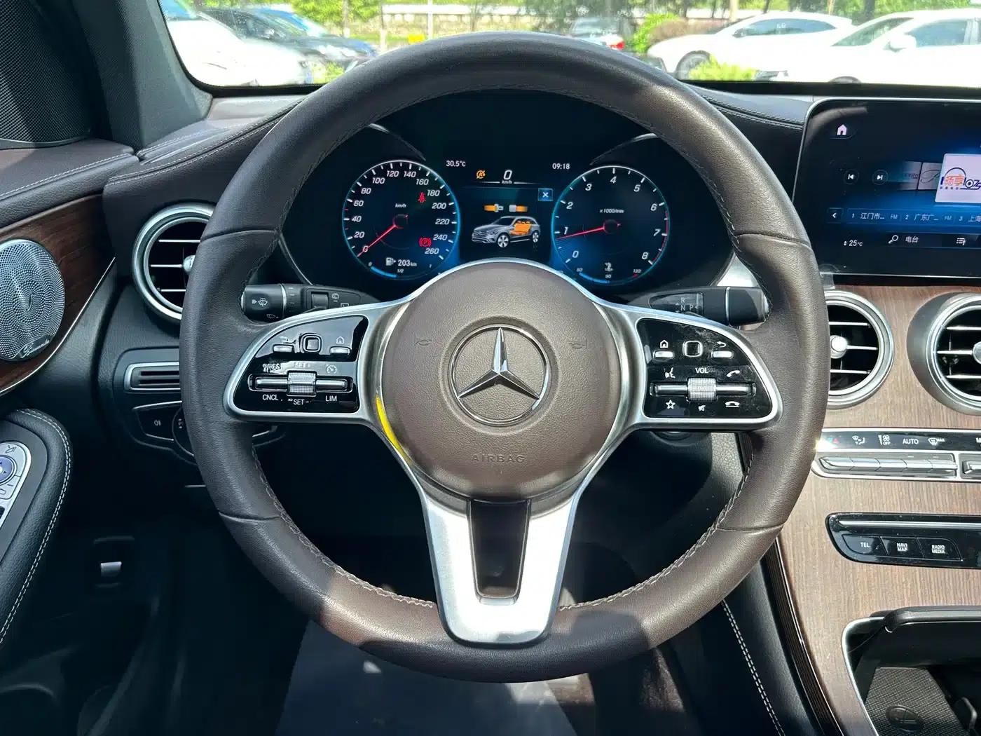 2021 Mercedes-Benz GLC 300 L 4MATIC Dynamic — миниатюра 22