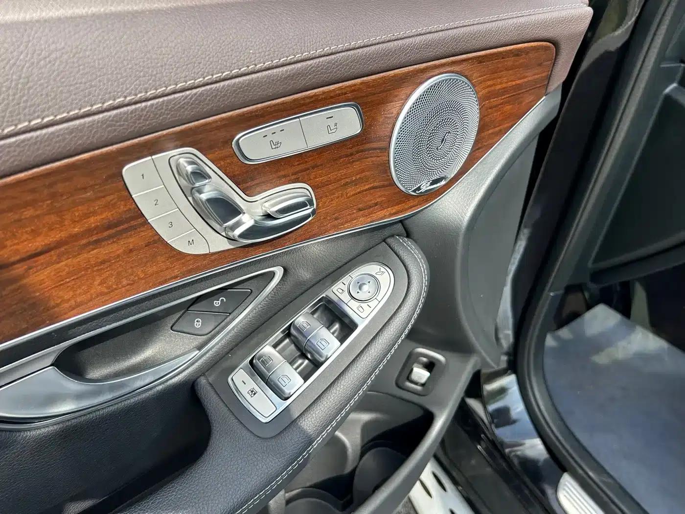 2021 Mercedes-Benz GLC 300 L 4MATIC Dynamic — миниатюра 9