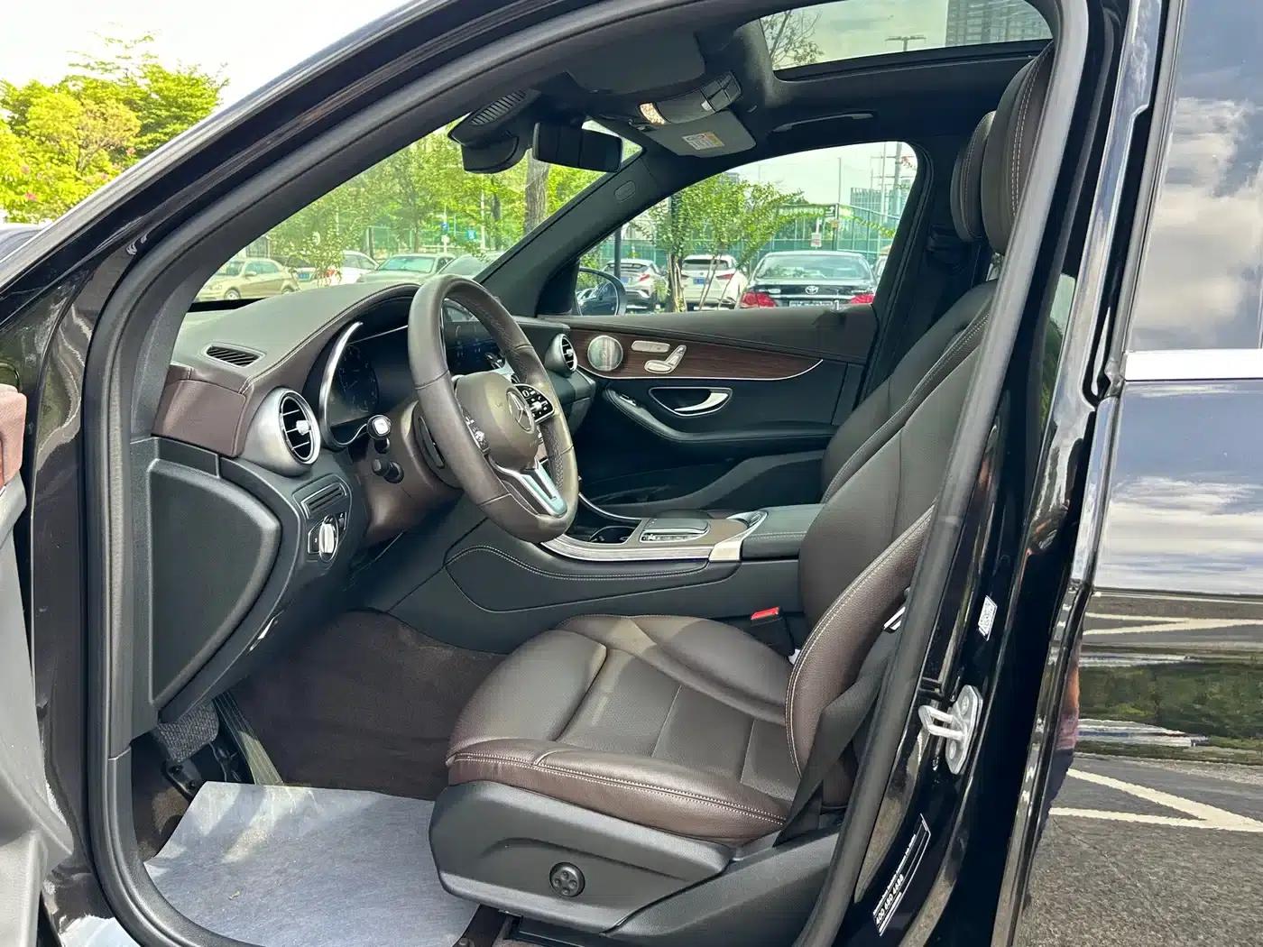 2021 Mercedes-Benz GLC 300 L 4MATIC Dynamic — миниатюра 10