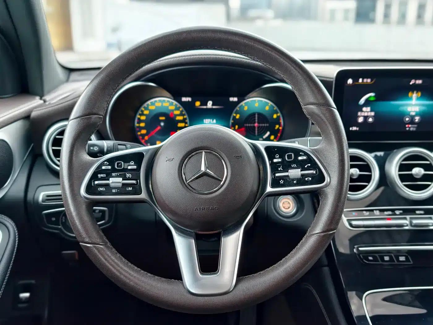 2020 Mercedes-Benz GLC Facelift: GLC 260 L 4MATIC Dynamic — миниатюра 13